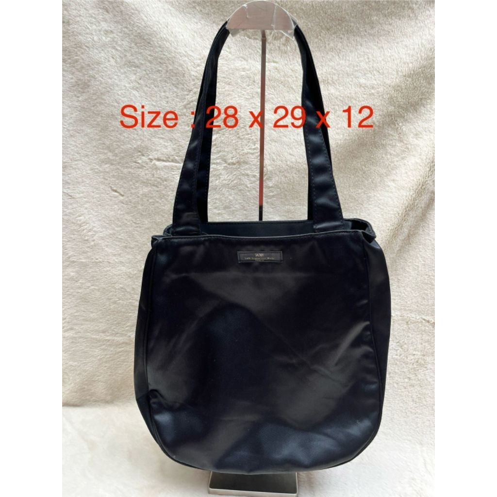 Pre♥️ Tas Tote Bahan Kanvas Nylon | Sec0nd Tas Fashion Wanita Tote Nylon Black | Preloved Tas Tote N