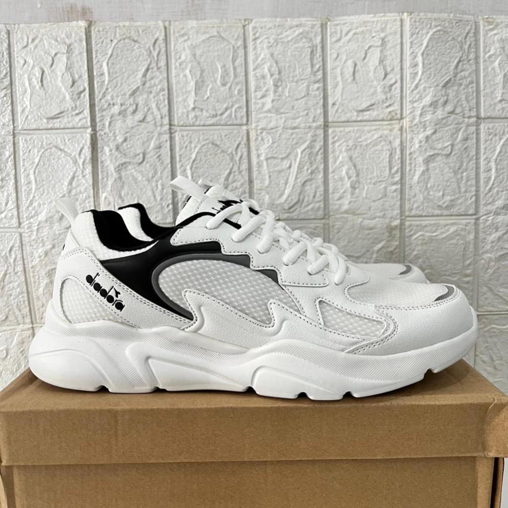 SEPATU DIADORA PRIA DIADORA NAKAMURA WHITE SNEAKERS SPORTY RUNNING COD MAN ORIGINAL