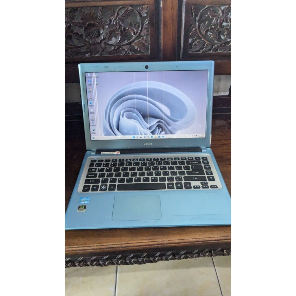 Laptop Acer V5-471 series Core i3 VGA Nvidia