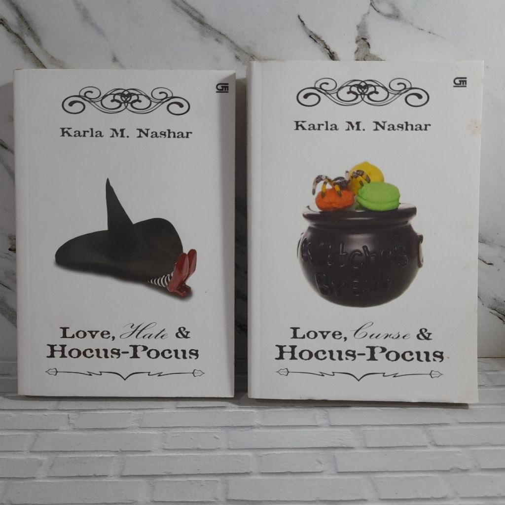 [Preloved] Buku novel bekas "Love, Hate, & Hocus-Pocus"  & "Love, Curse, & Hocus-Pocus" by Karla M. 