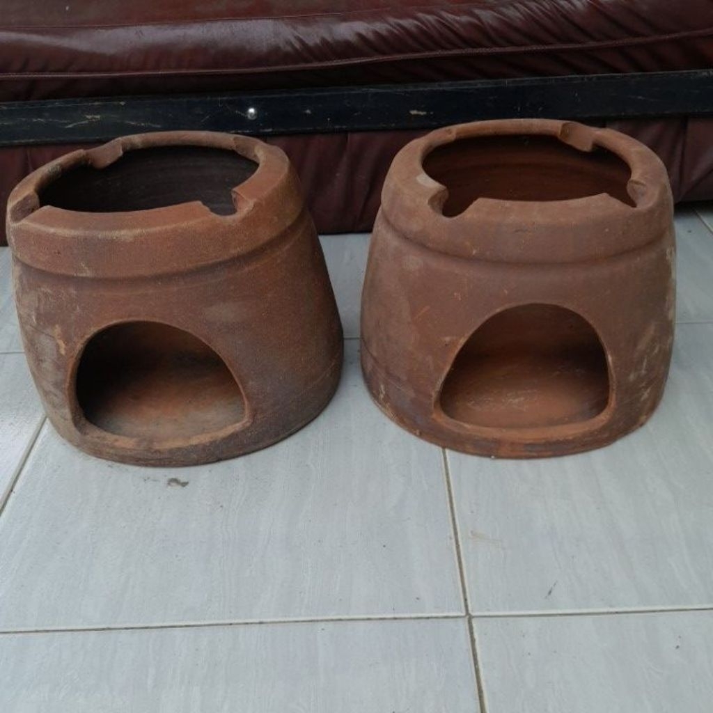 Tungku kompor tanah liat,wadah untuk memasak tradisional