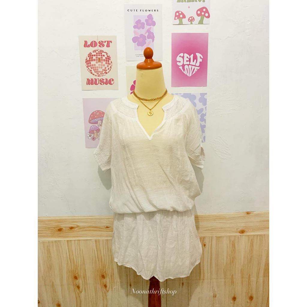 Dress Pantai White Vneck Dress Wanita