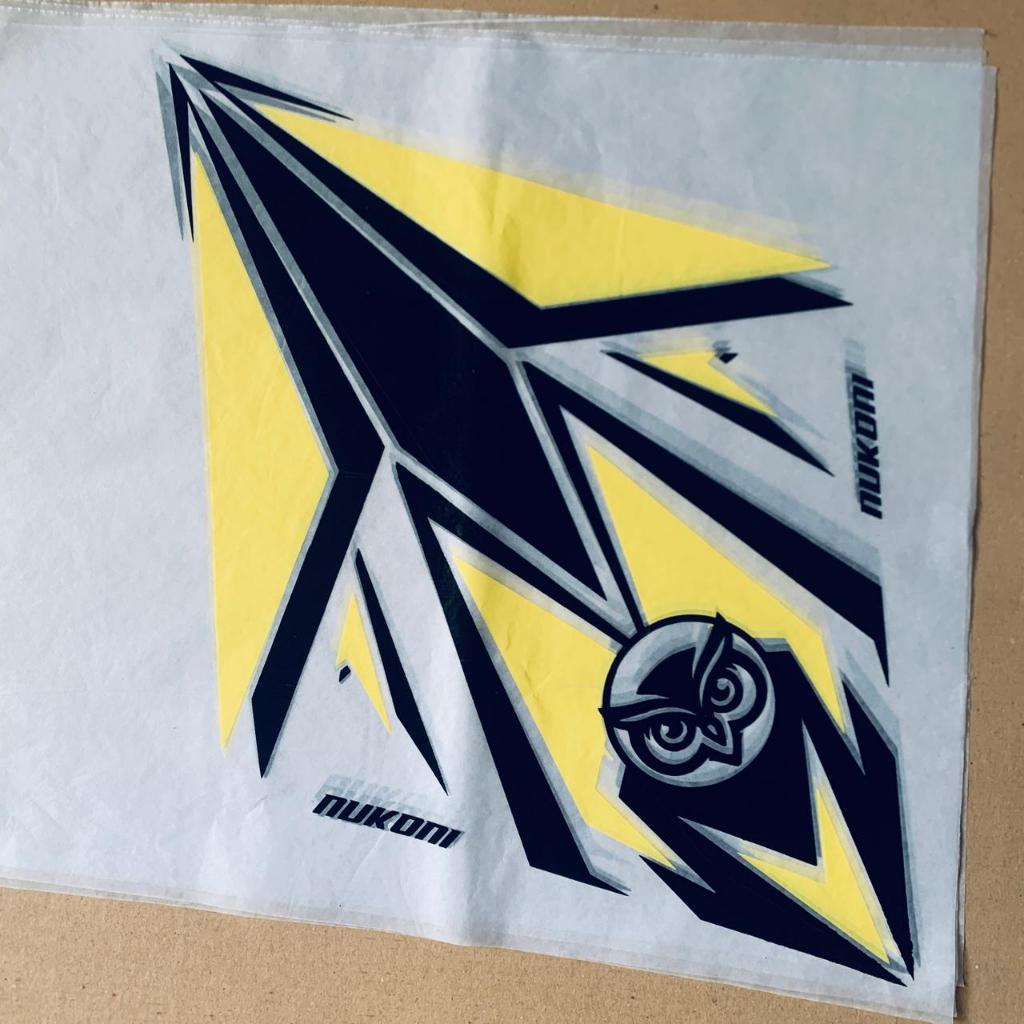 Kertas Layangan Sukhoi Sablon 2 Warna