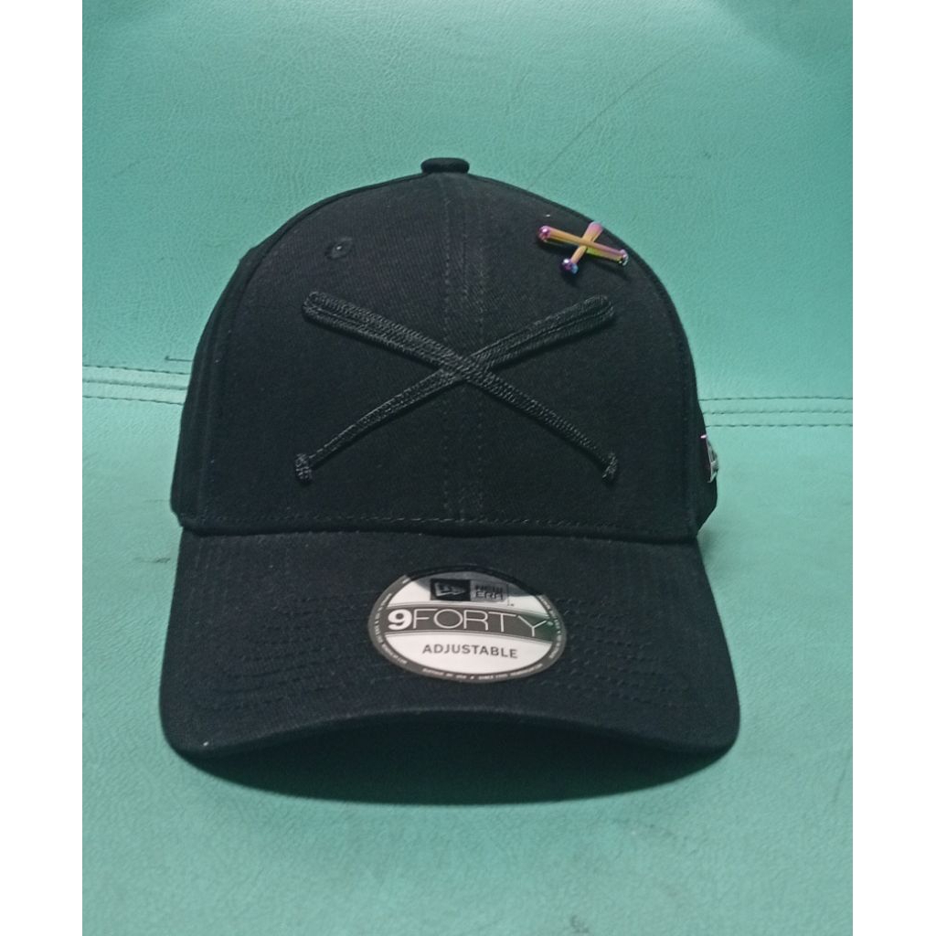 NEW ERA x JUSTFITTEDS BLACK ON BLACK RAINBOW PLATE