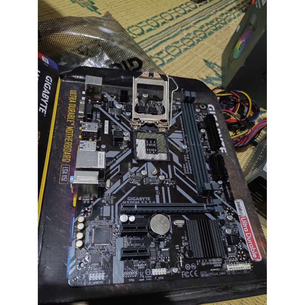 Gigabyte Motherboard H310M S2 2.0 bekas - no dislay