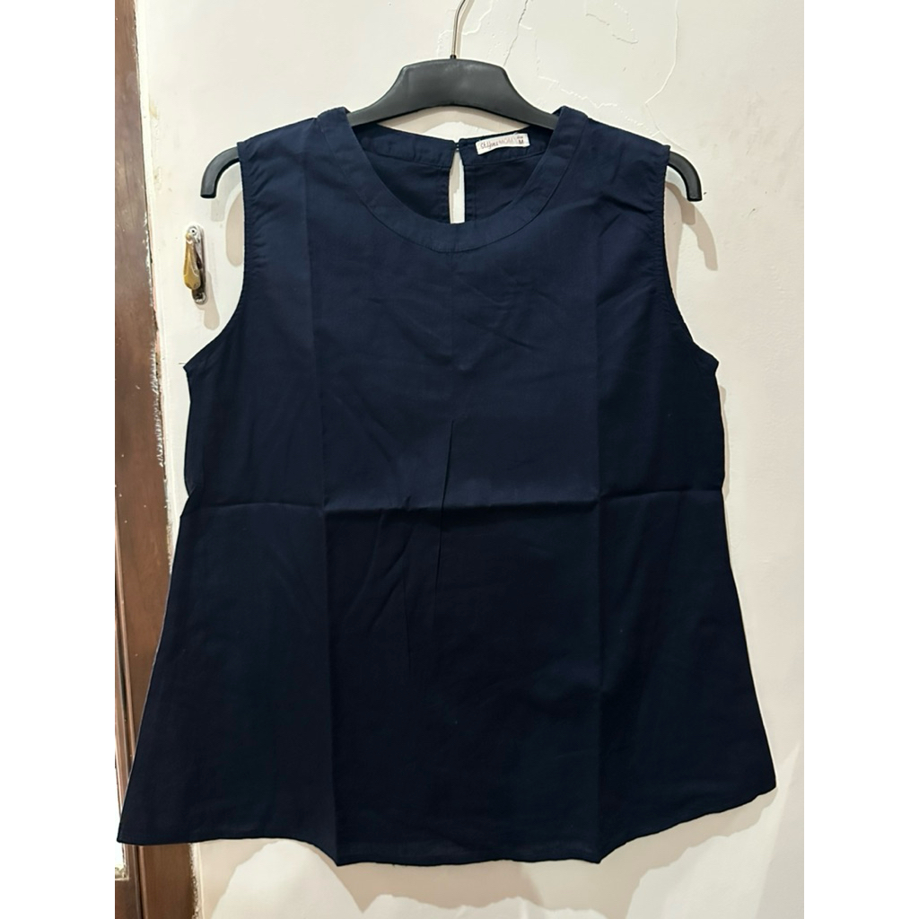 Preloved Top St.Yves Mom