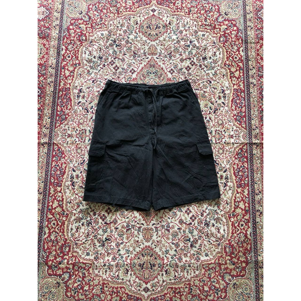 Celana Uniqlo cargo relaxed short pants Military cargo pants HG884