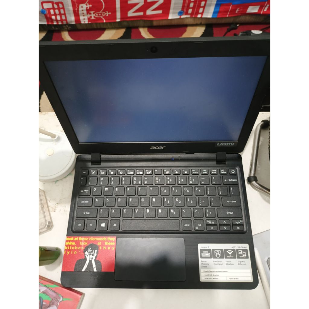 LAPTOP ACER ASPIRE 3 A311-11-C64M | RAM 4 HDD 500gb | bekas mulus no minus