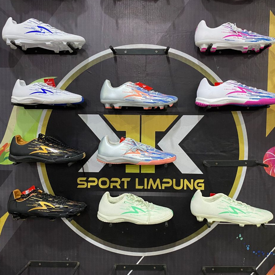 Specs - Sepatu Bola Futsal Lightspeed Reborn Black/gold