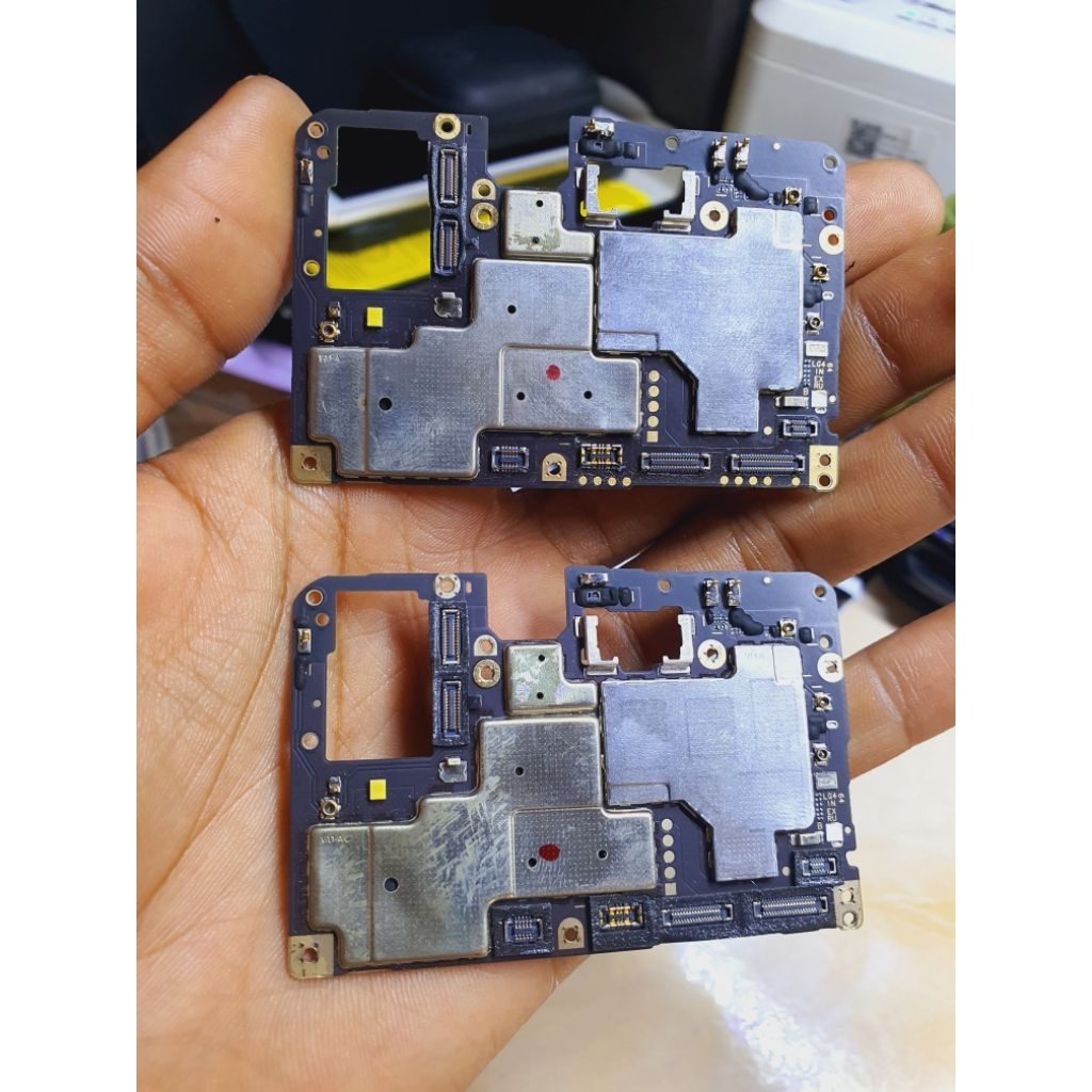 Mesin Vivo V9 4/64GB Hidup Minus Cek Deskripsi Original