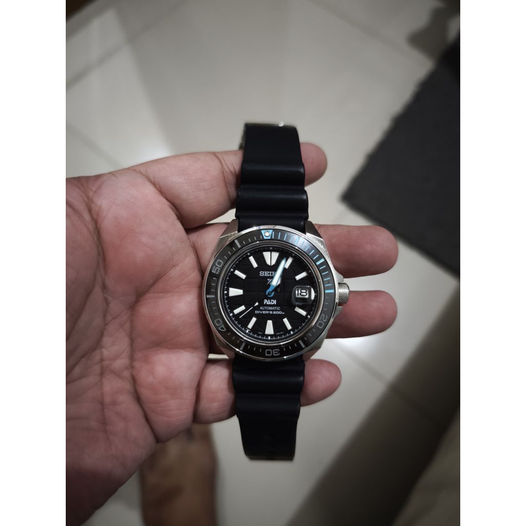 Jam tangan pria Seiko PADI hitam second