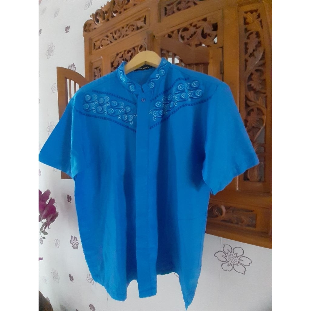 Baju Koko Pria Preloved Second Branded KRARIS MALIK ( Ld 120 P 70 )