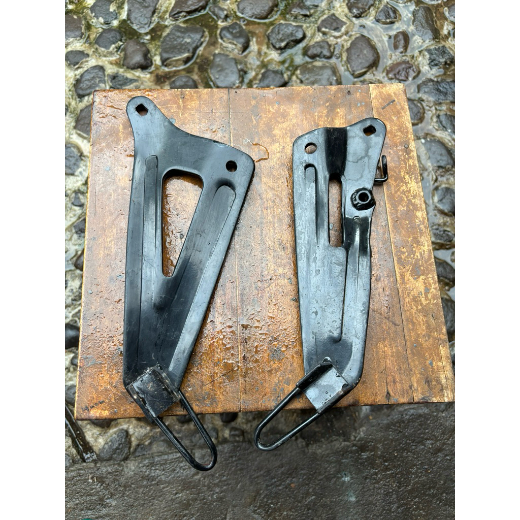 postep belakang honda grand hitam ori copotan