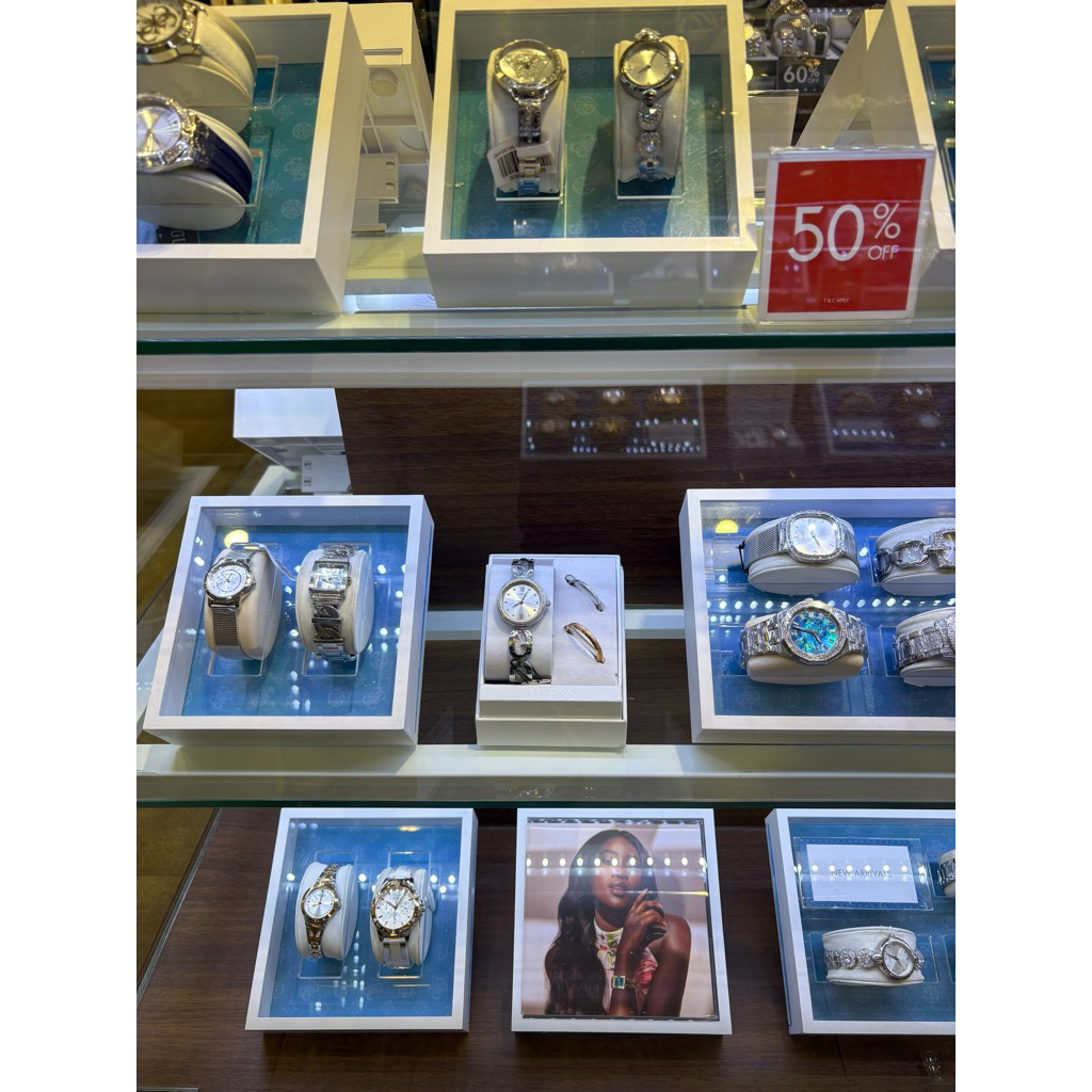 GUESS WATCH COLLECTION