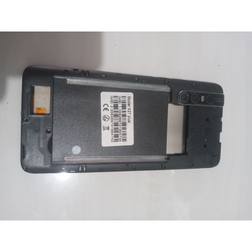 Lcd Tc Hp Cina X27 plus kondisi Tc retak sentuh normal OK