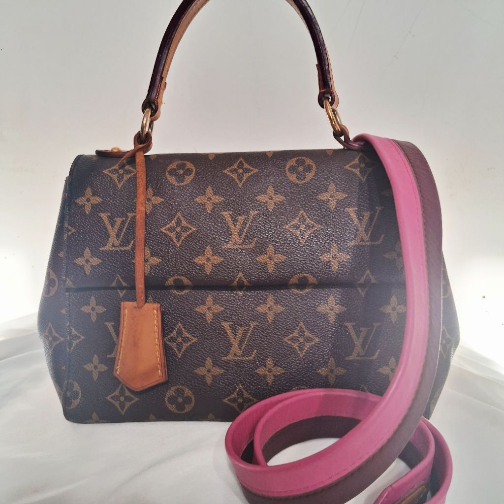 tas LV Cluny