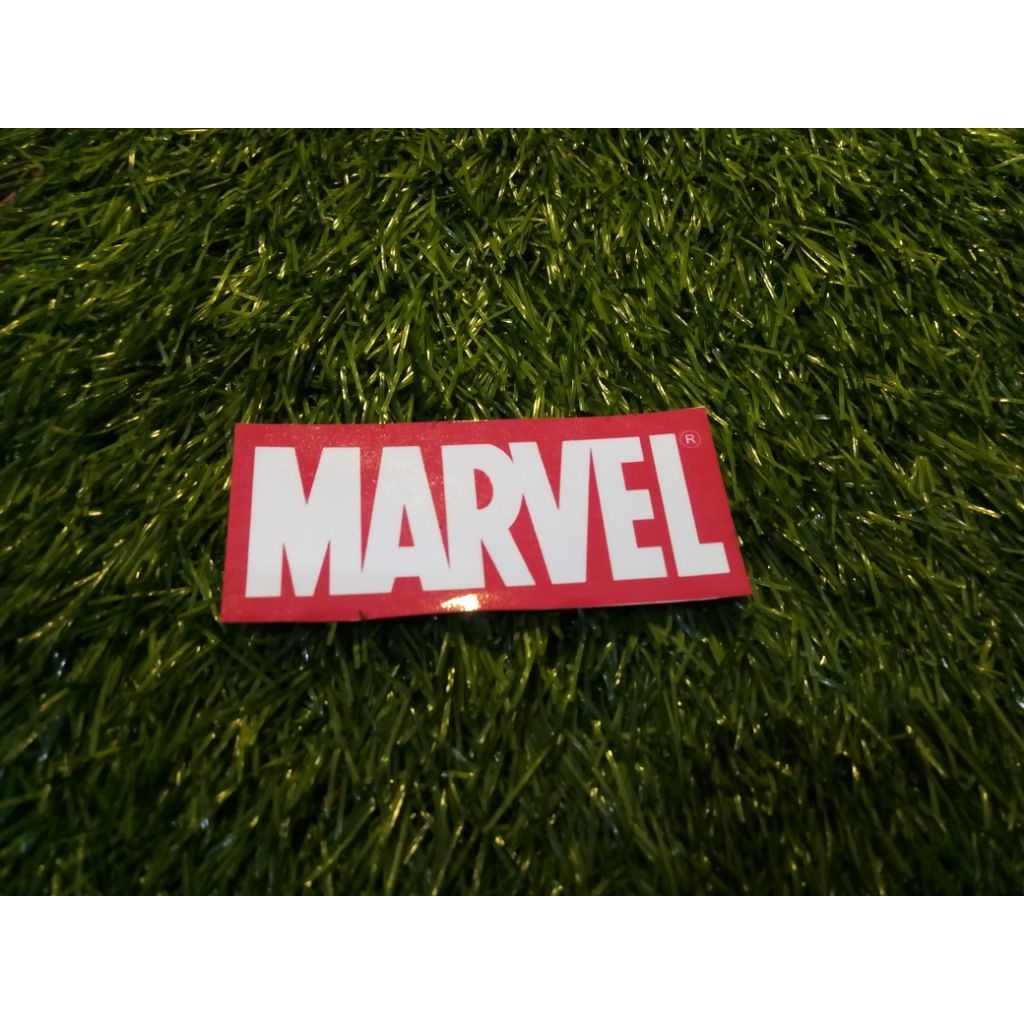 stiker vinyl marvel