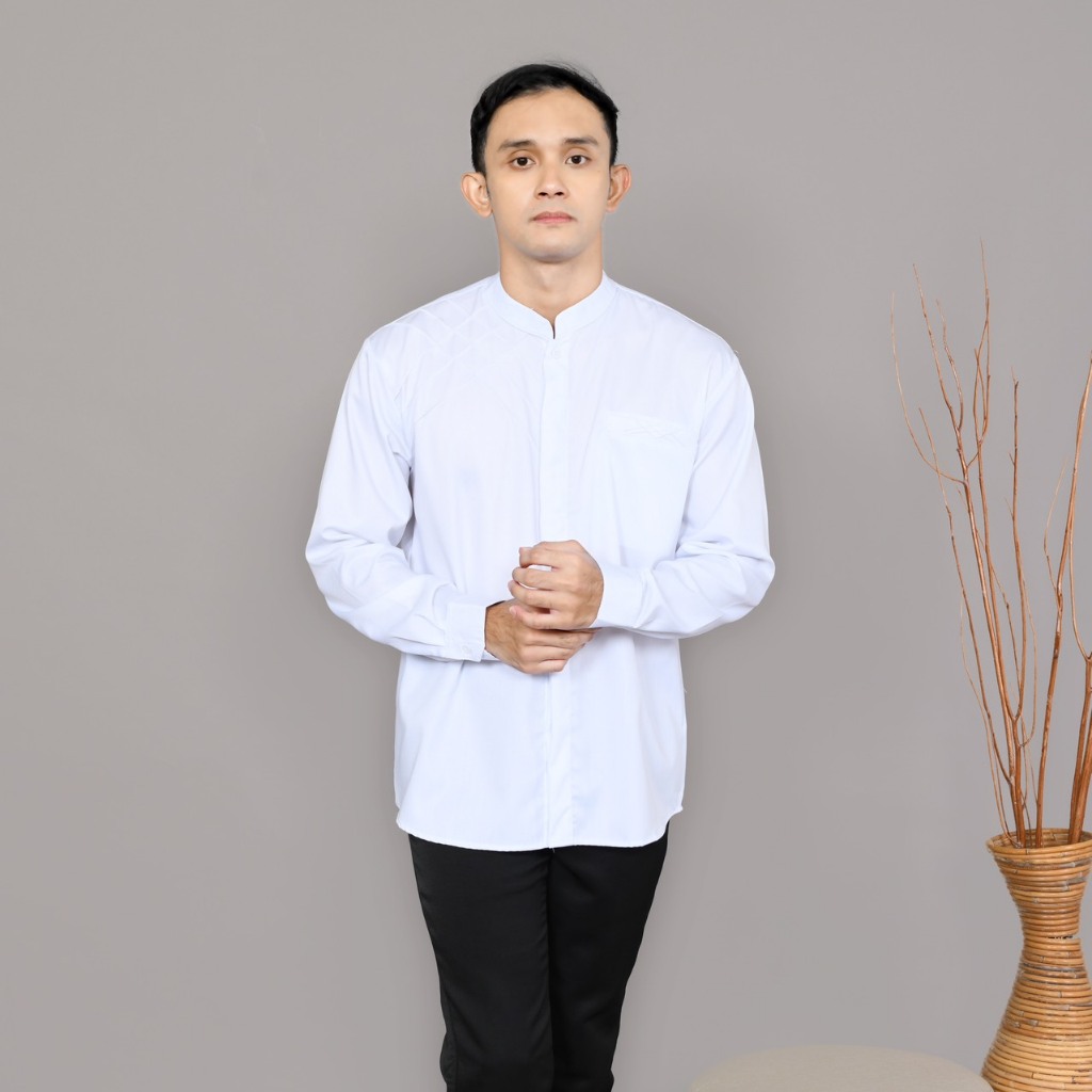 Kemeja Koko Muslim Pria Warna Putih Lengan Panjang Motif Marvel Original Vercity