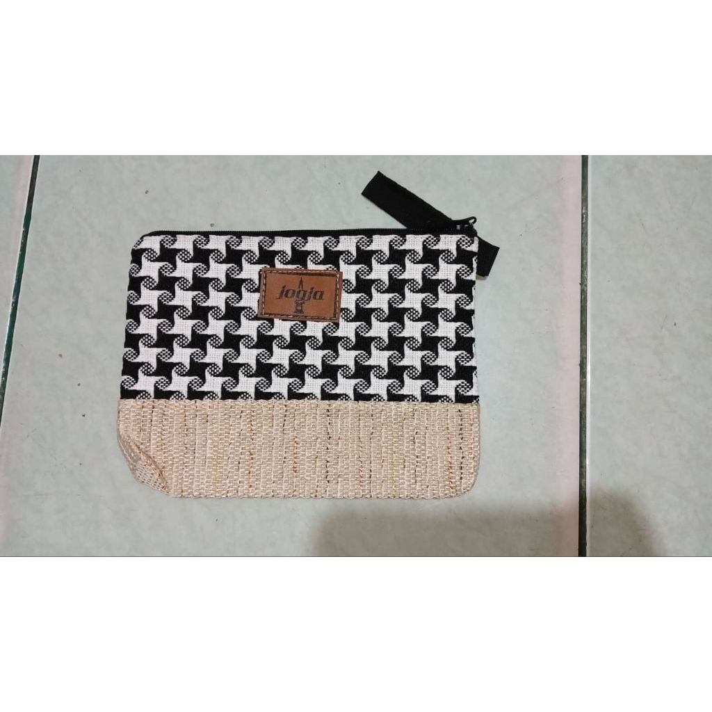POUCH JOGJA DAN TAS MOTIF MICKEY MOUSE NEW