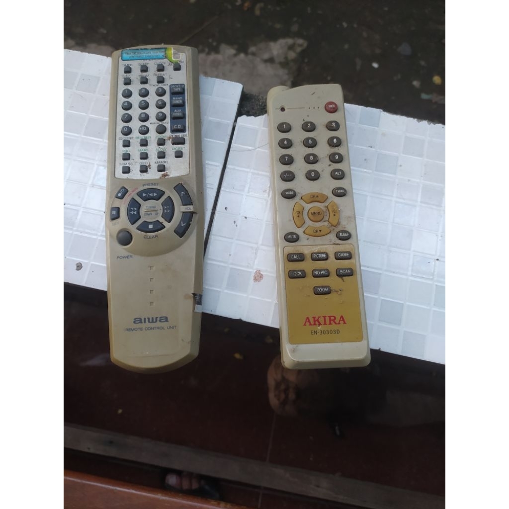 remot audio aiwa ORI SMA remot tv Akira o