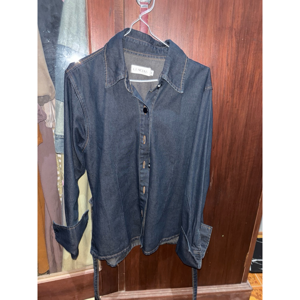 yara shirt gracias label