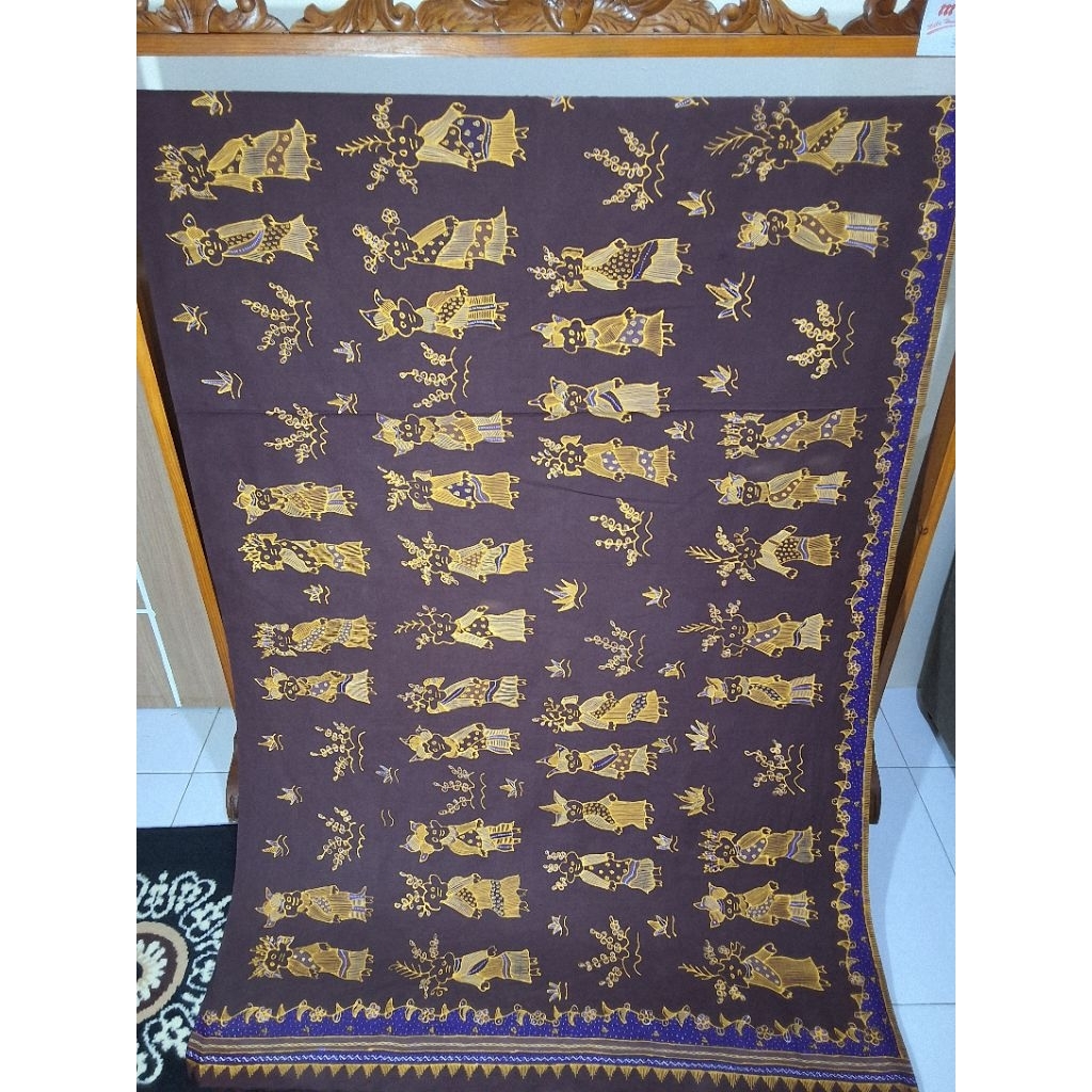 Kain Batik Sarung Motif Ondel Ondel