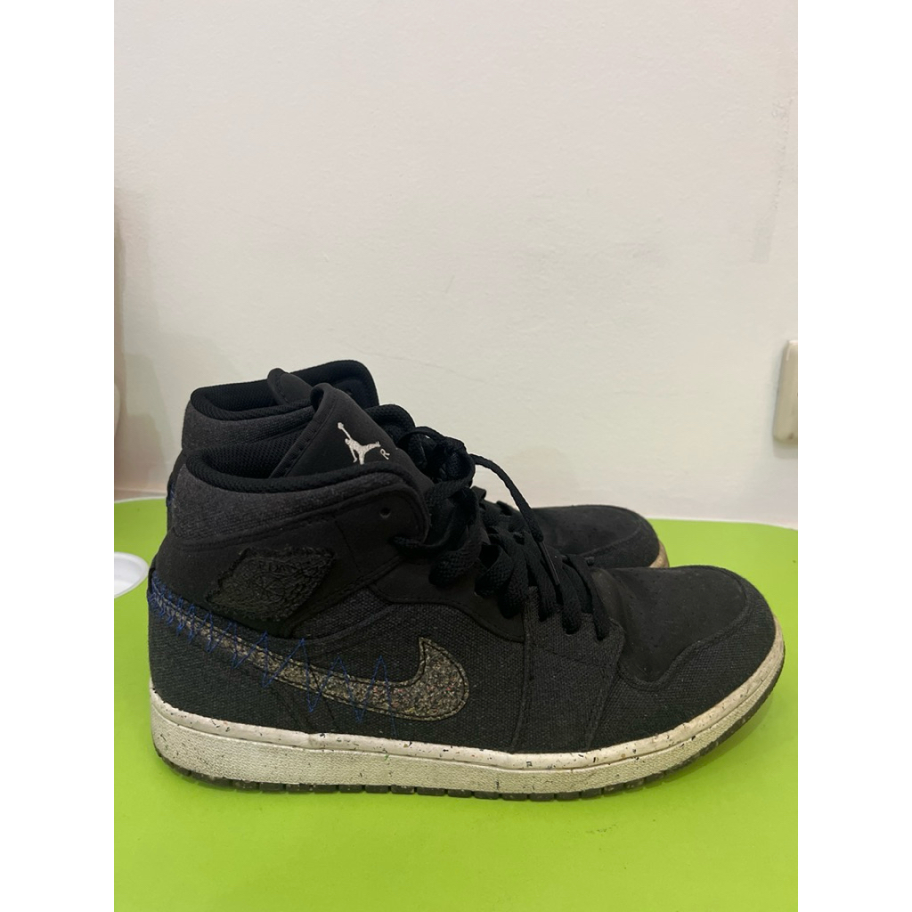 Nike Air Jordan 1 Mid SE