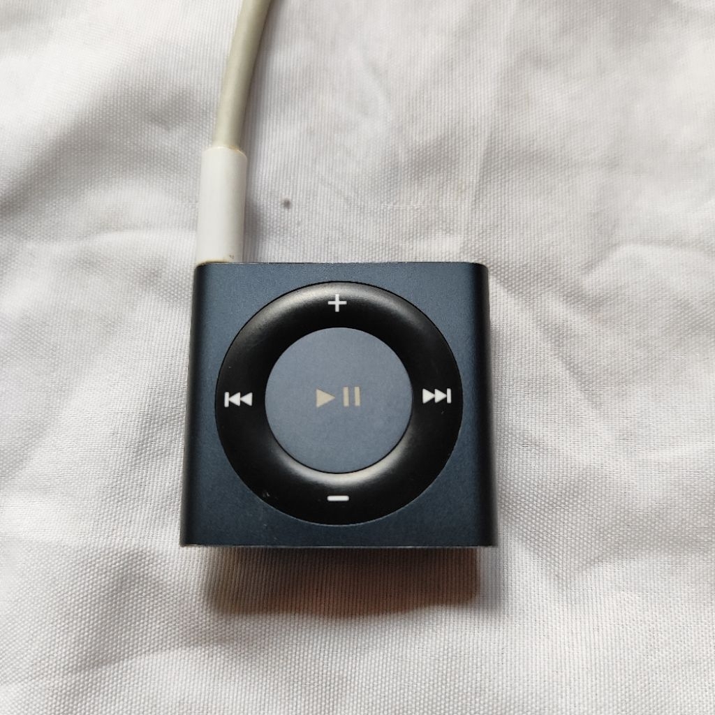 ipod shuffle gen4 bahan /off/battery rusak