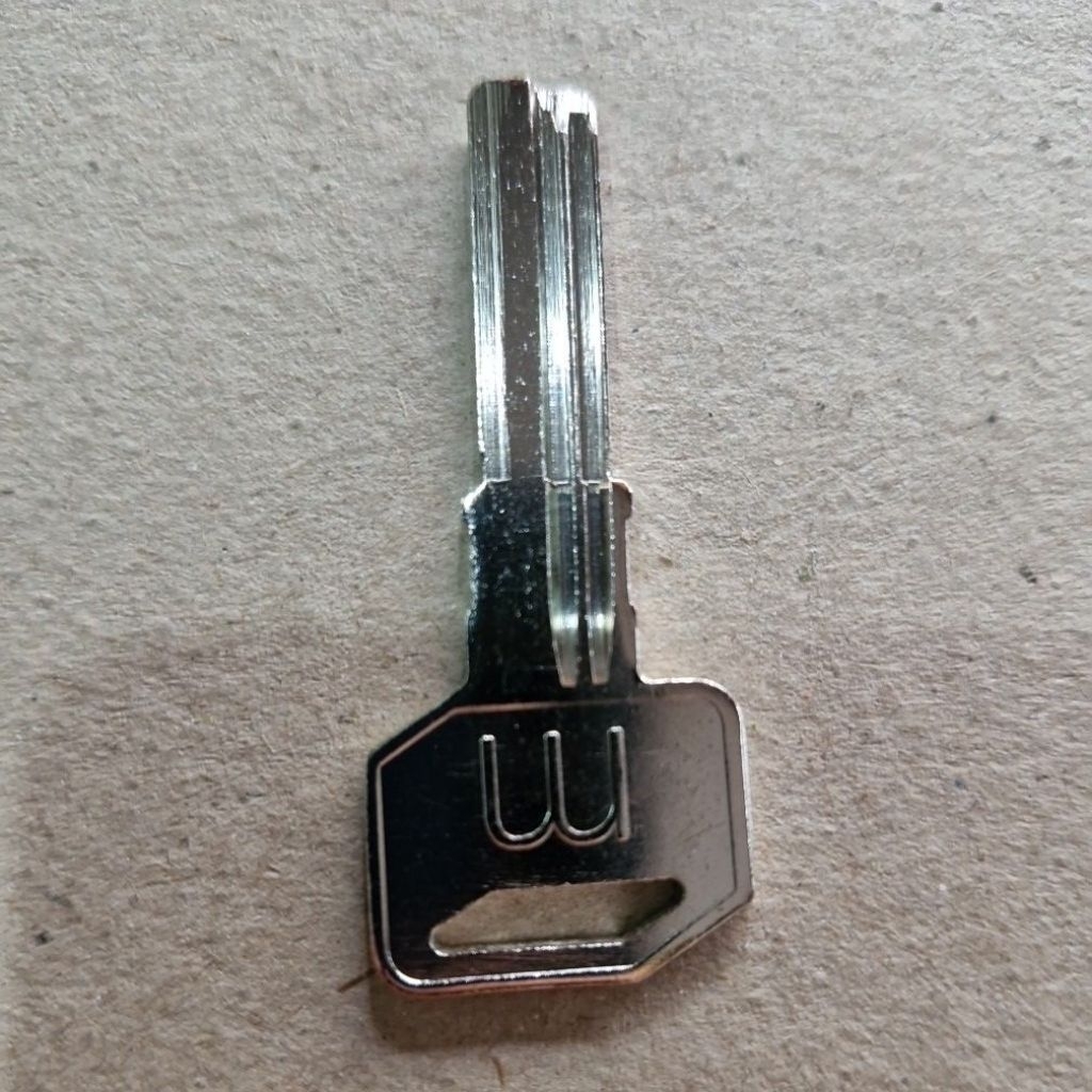 anak kunci duplikat rumah M titik