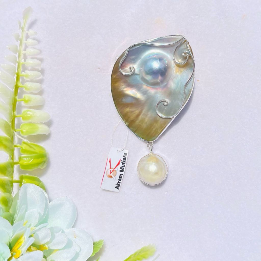 Bros perak kerang mutiara air laut baroque/ bros perak kerang handmade