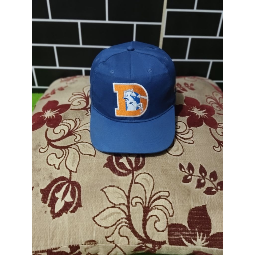 Topi Snapback Big logo Broncos