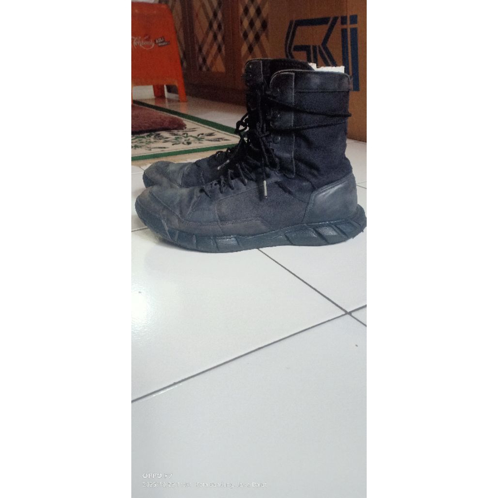 sepatu oakley boots second