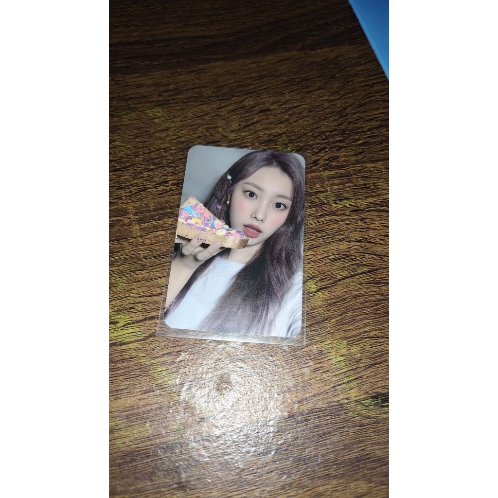 PHOTOCARD HYEWON ROTI HYETI