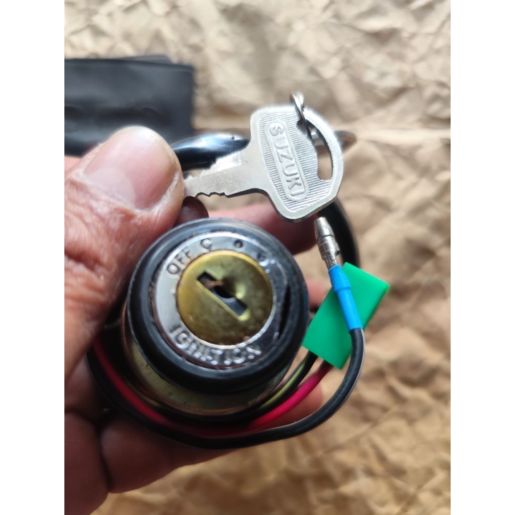 Kunci kontak Suzuki TS125  GP100 GP125 A100  Ekonos TRS
