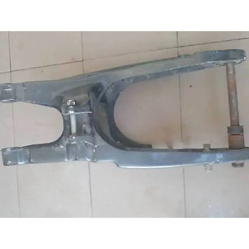 SwingArmApriliaRS125