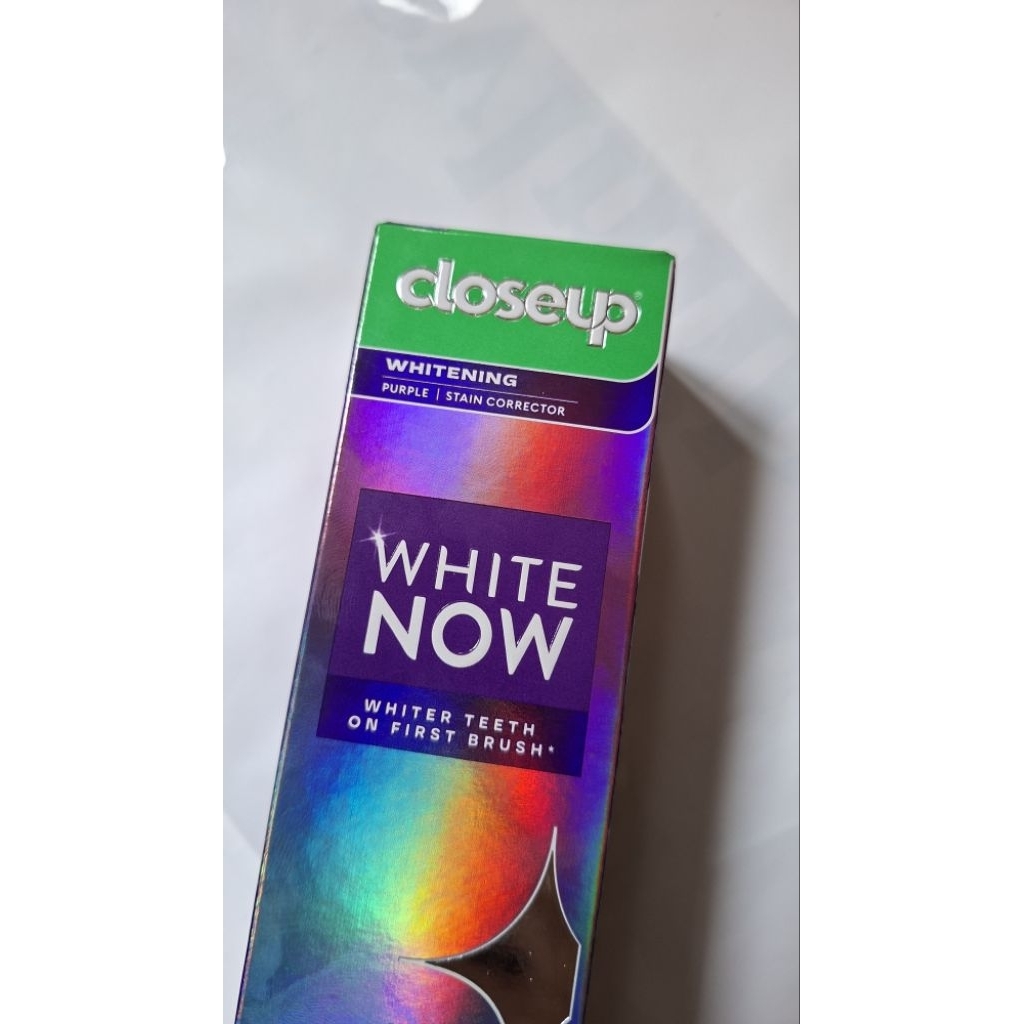 Close Up White Now