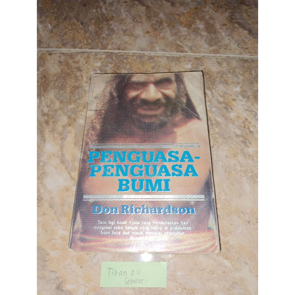 Buku Penguasa penguasa bumi