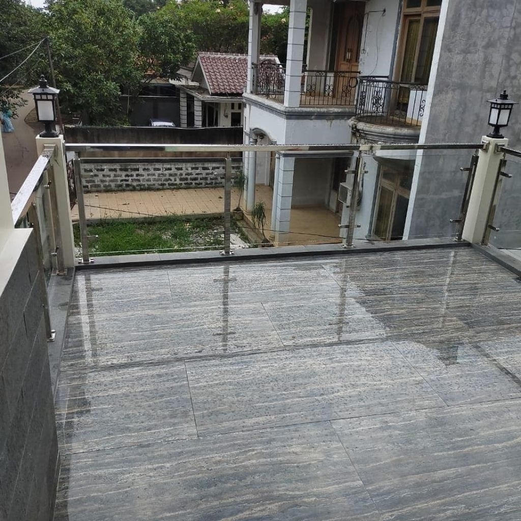 Pagar kaca balkon rumah kaca stainless