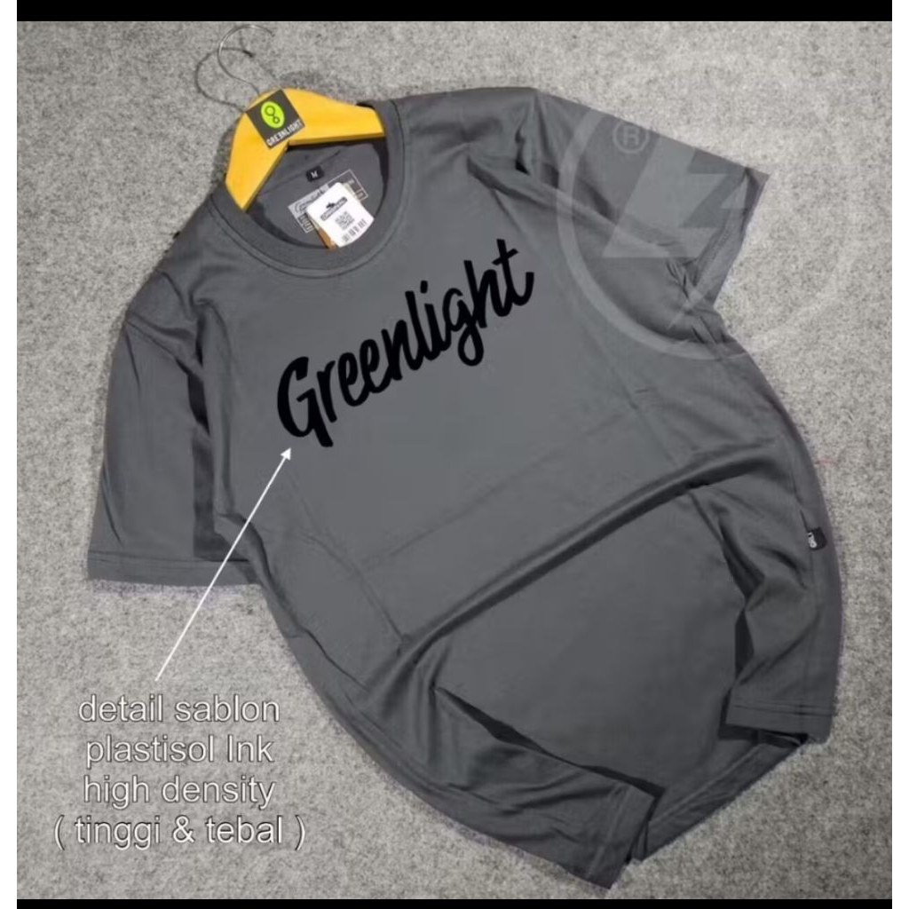 kaos Greenlight Warna Abu Tua kondisi Baru