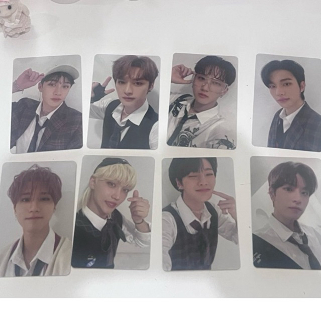 [READY STOCK] STRAYKIDS PHOTOCARD OFFICIAL CHRISTMAS EVEL BANGCHAN LEEKNOW CHANGBIN HYUNJIN HAN FELI