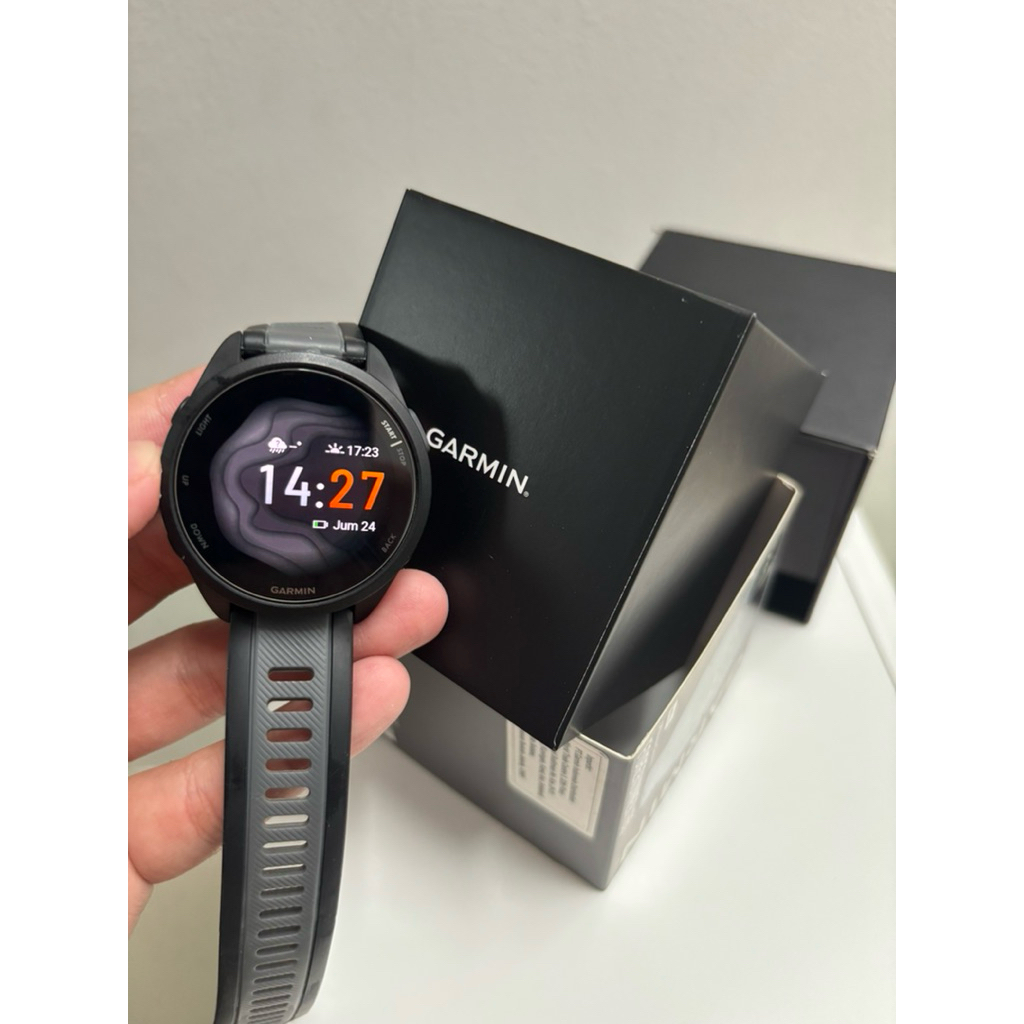 Garmin Forerunner 165
