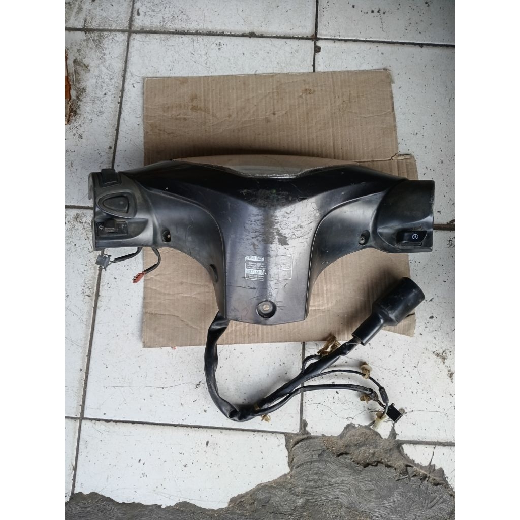 Batok belakang + speedometer Honda supra x 125 helm in original copotan