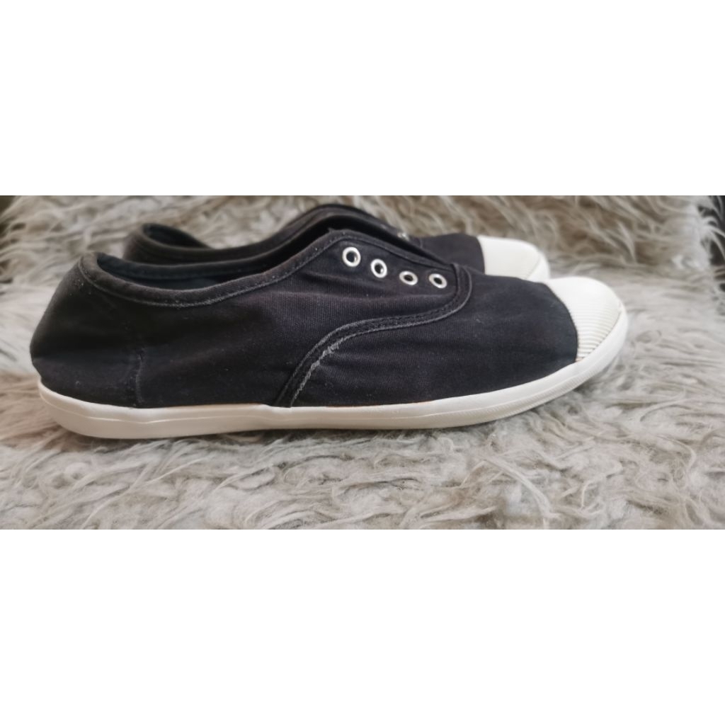 this IS april size 38 sepatu wanita