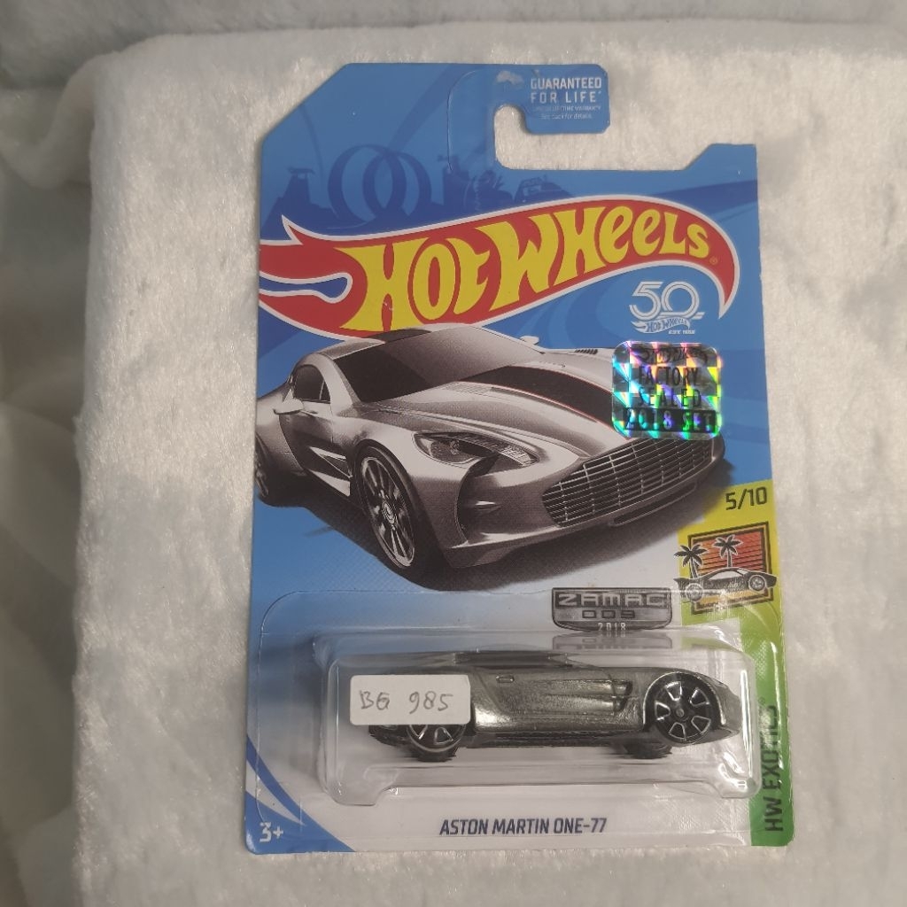Hot Wheels Aston Martin One-77 (985)