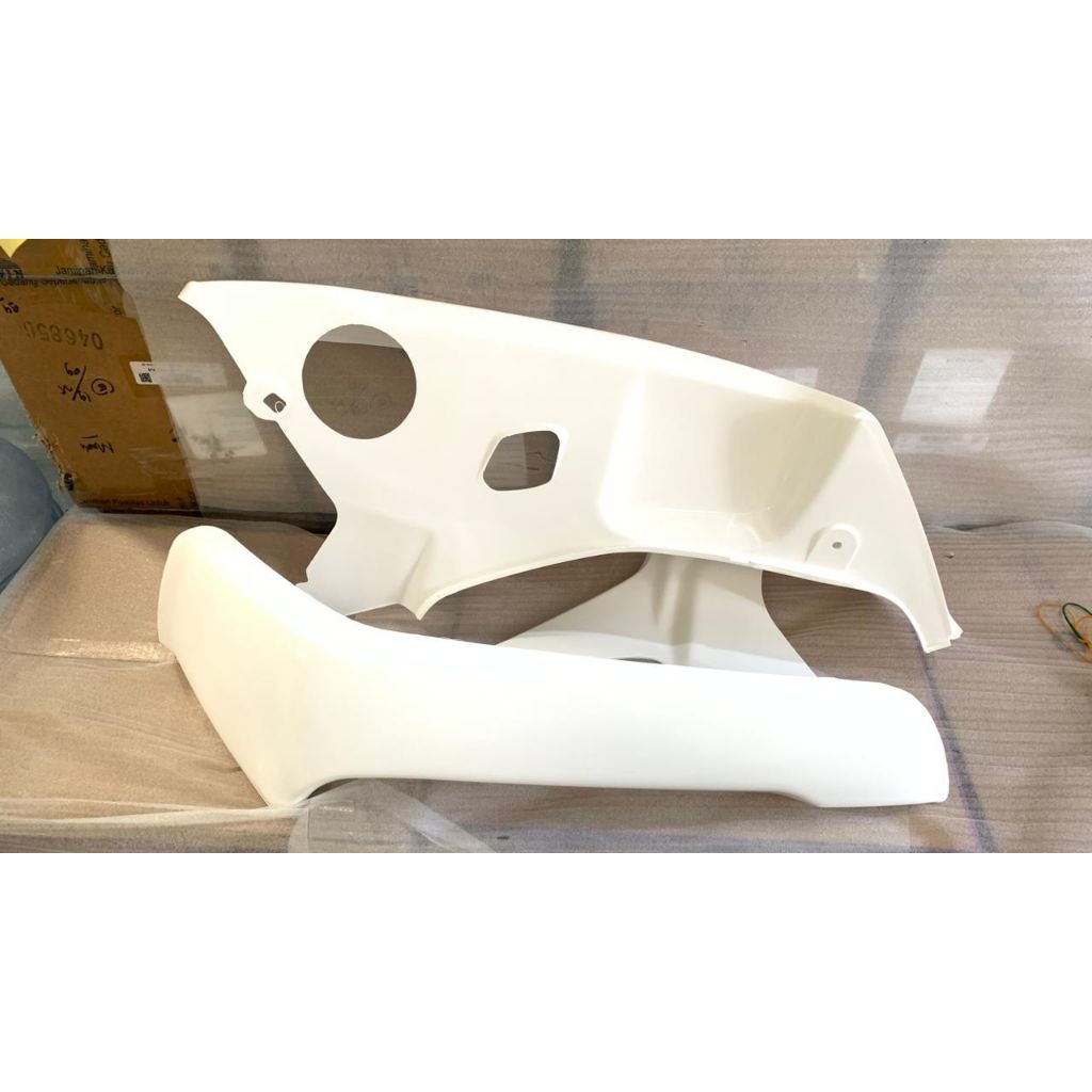 legshield luar grand putih