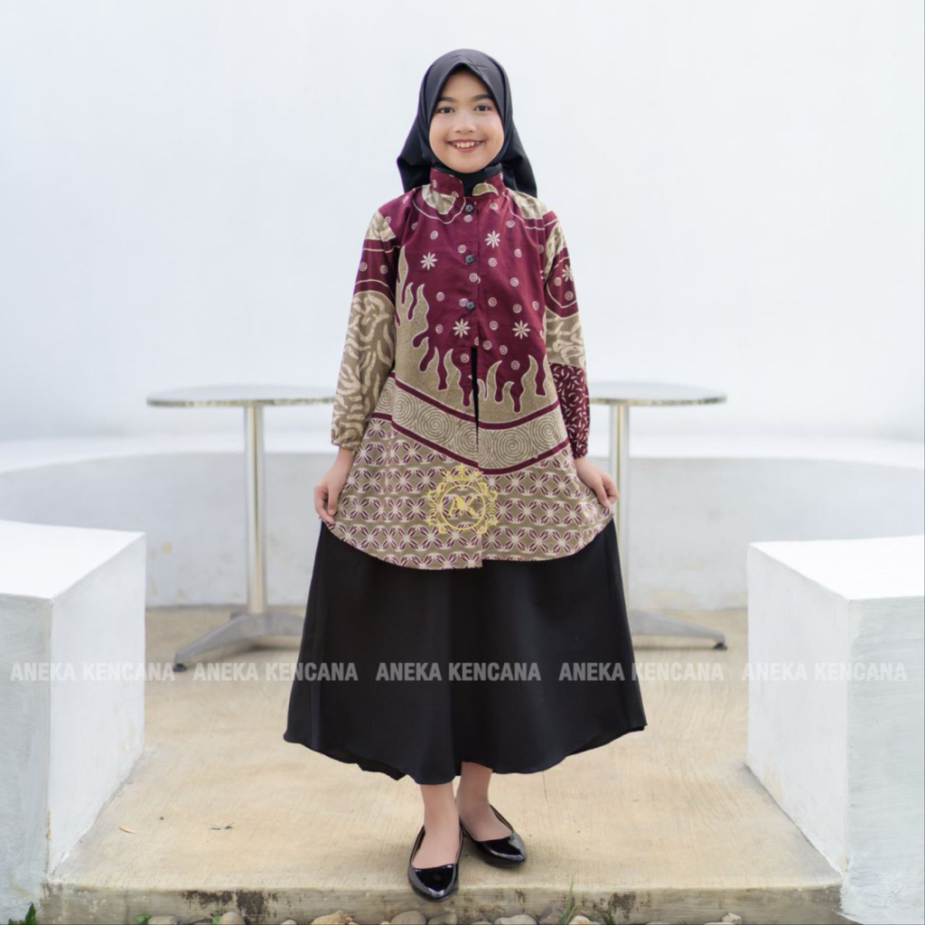 Gamis anak kombinasi polos motif terbaru dan hem anak batik motif terbaru gamis batik anak kombinasi