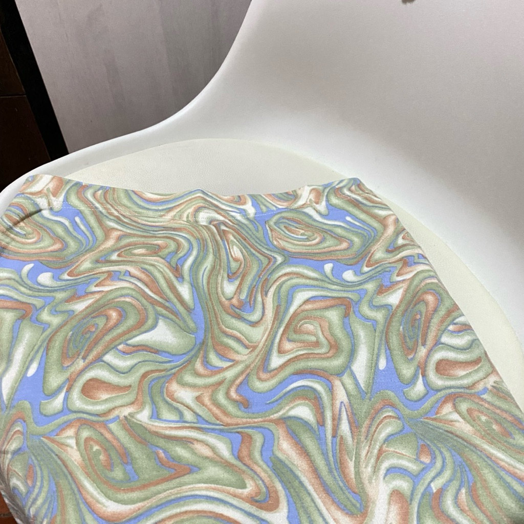 Preloved HL Rok Marble Span- Marble Skirt Babyter/ Rok wanita