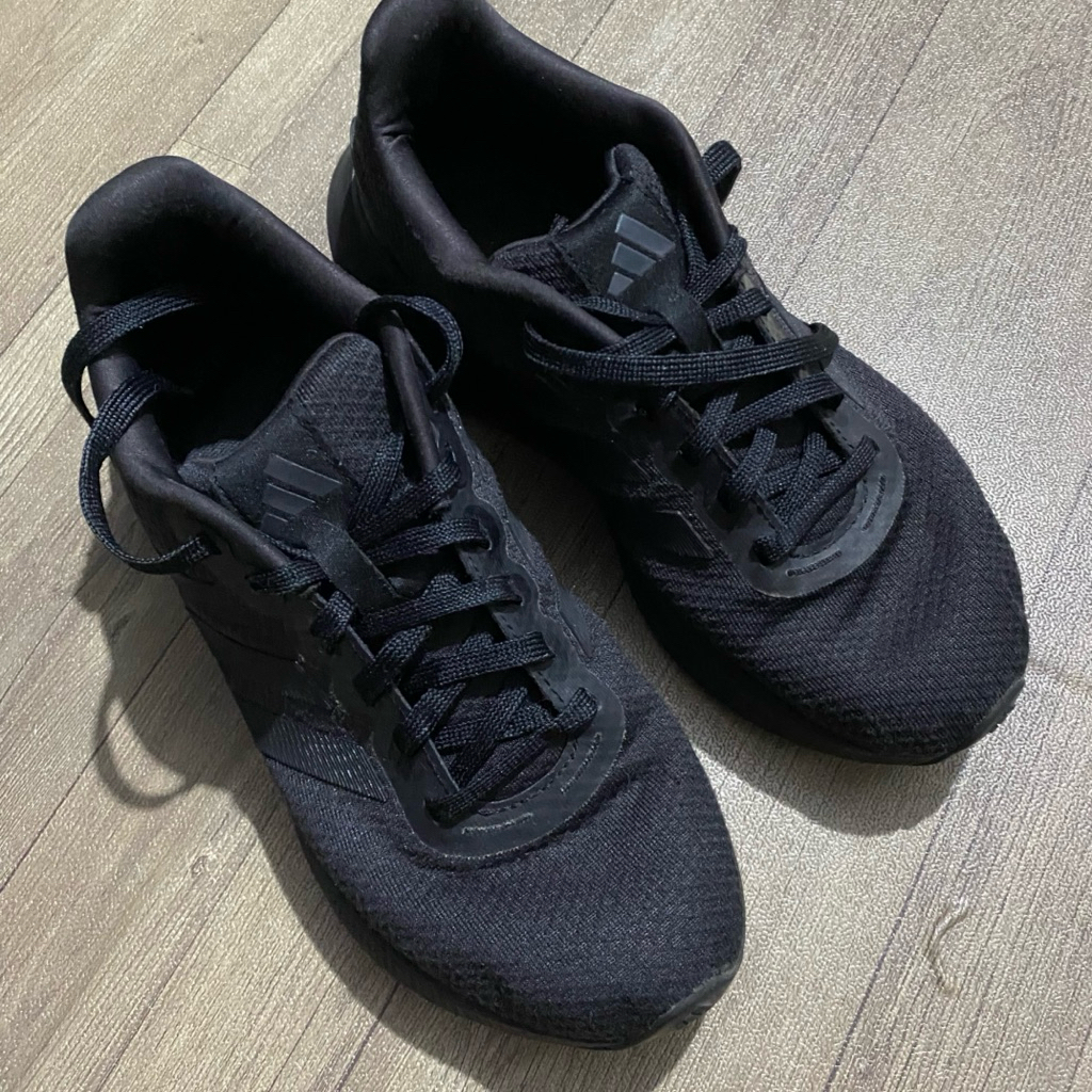 Adidas runfalcon 3.0 Hitam