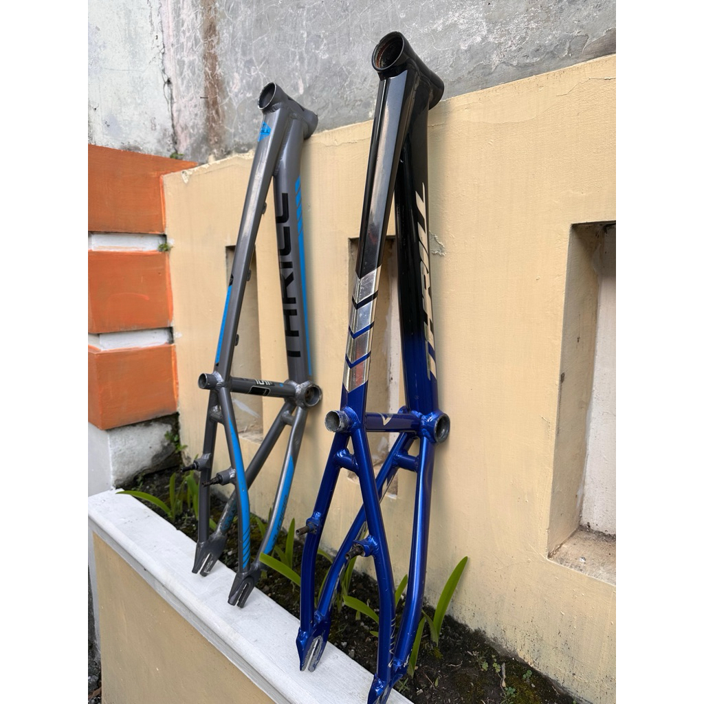 frame thrill agent junior warna Abu2