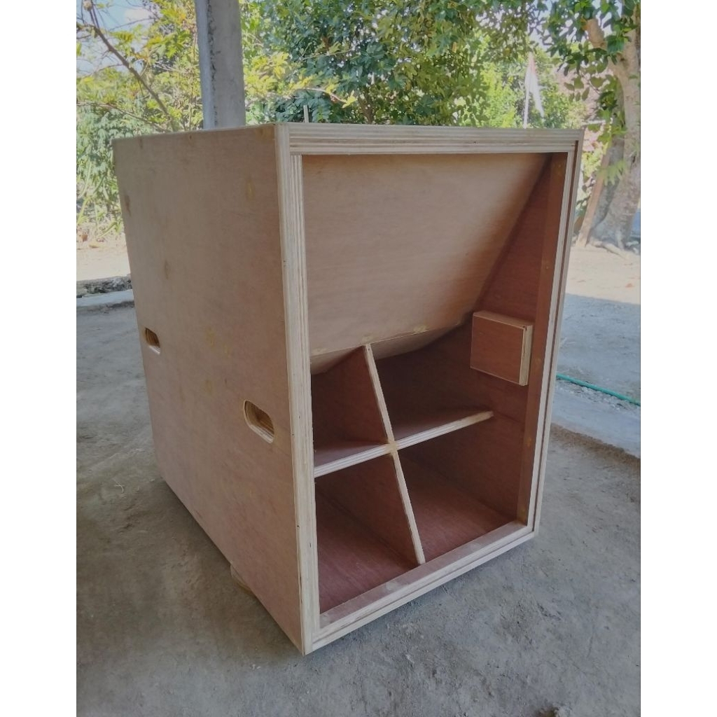 Box turbo 18 inch custom wisdom hp1018